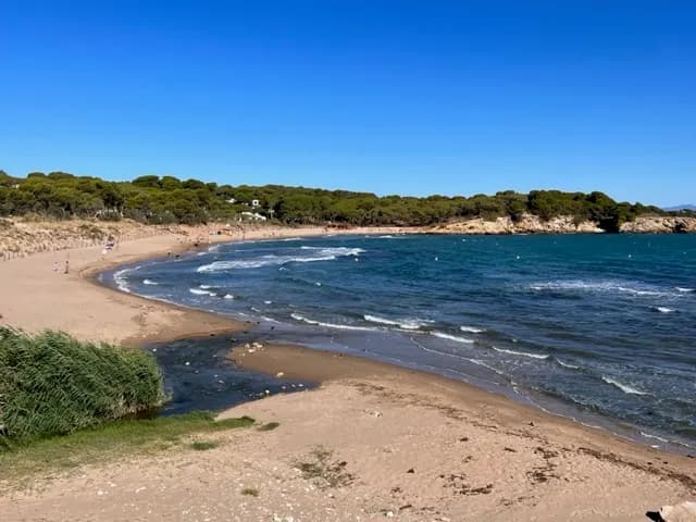 Naturaleza y senderos en el entorno de L'Escala